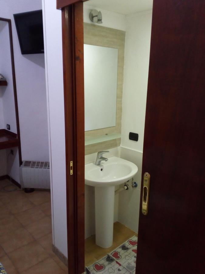 Monolocale Bed & Breakfast Napoli Ngoại thất bức ảnh