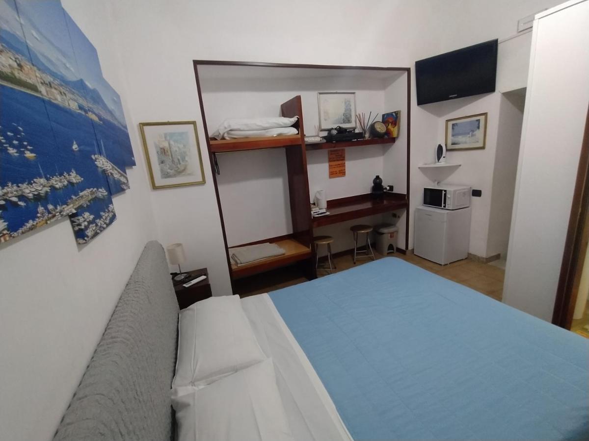 Monolocale Bed & Breakfast Napoli Ngoại thất bức ảnh